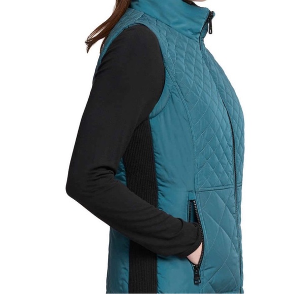 NWT Andrew Marc Women’s Quilted Fitted Vest Size Medium - Picture 3 of 12